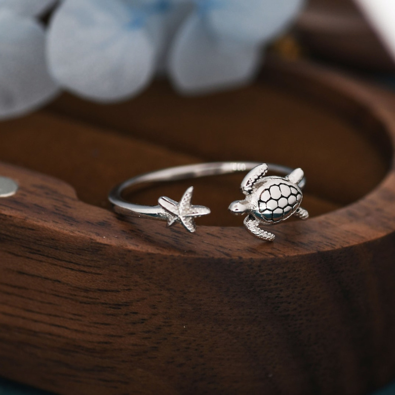 Sea Turtle & Starfish Marine-Themed Ring